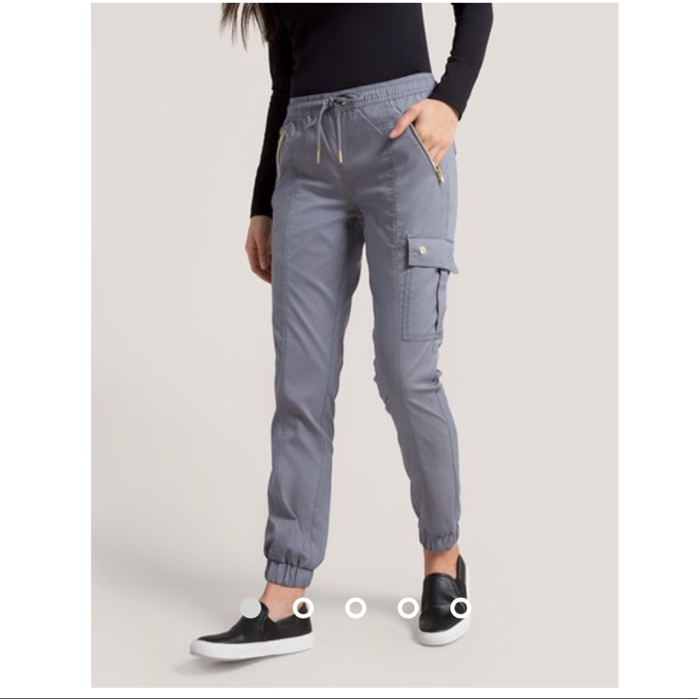 Jogger pant scrub buttom